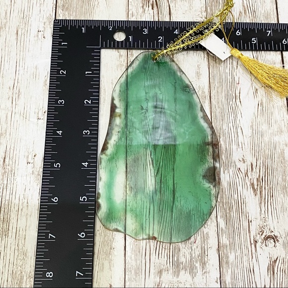 Dillard’s TRIMSETTER 2-pack Faux Agate Slice Large Christmas Ornament - Picture 4 of 10